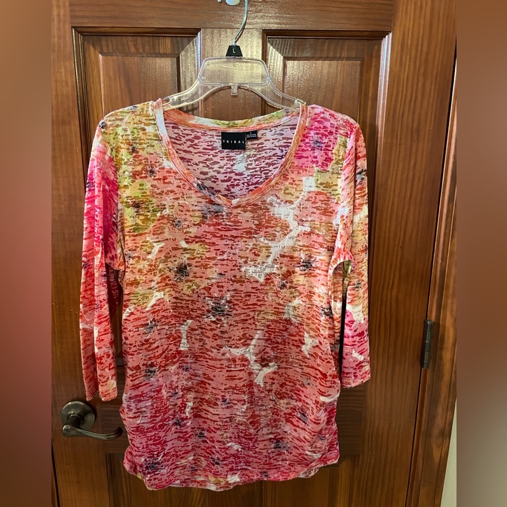 Tribal 3/4 sleeve top Size Large